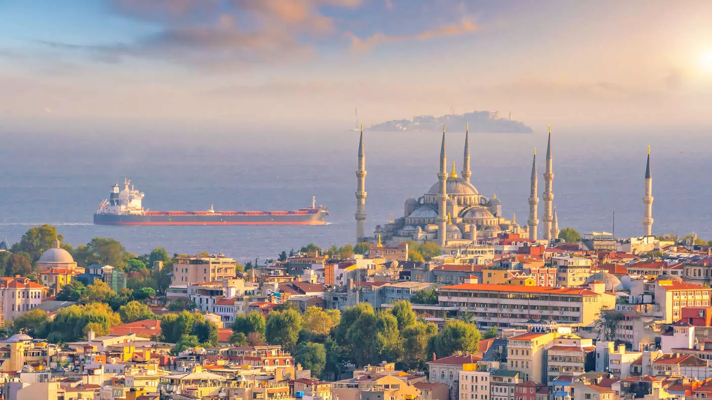 تور 4 روزه استانبول ویژه نوروز