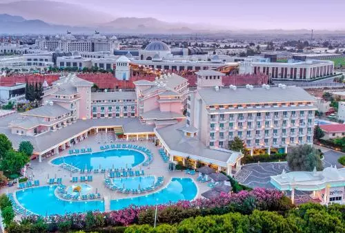 هتل اینویستا بلک آنتالیا