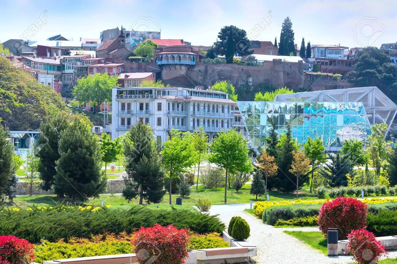 تور 4  شب تفلیس نوروز 1405