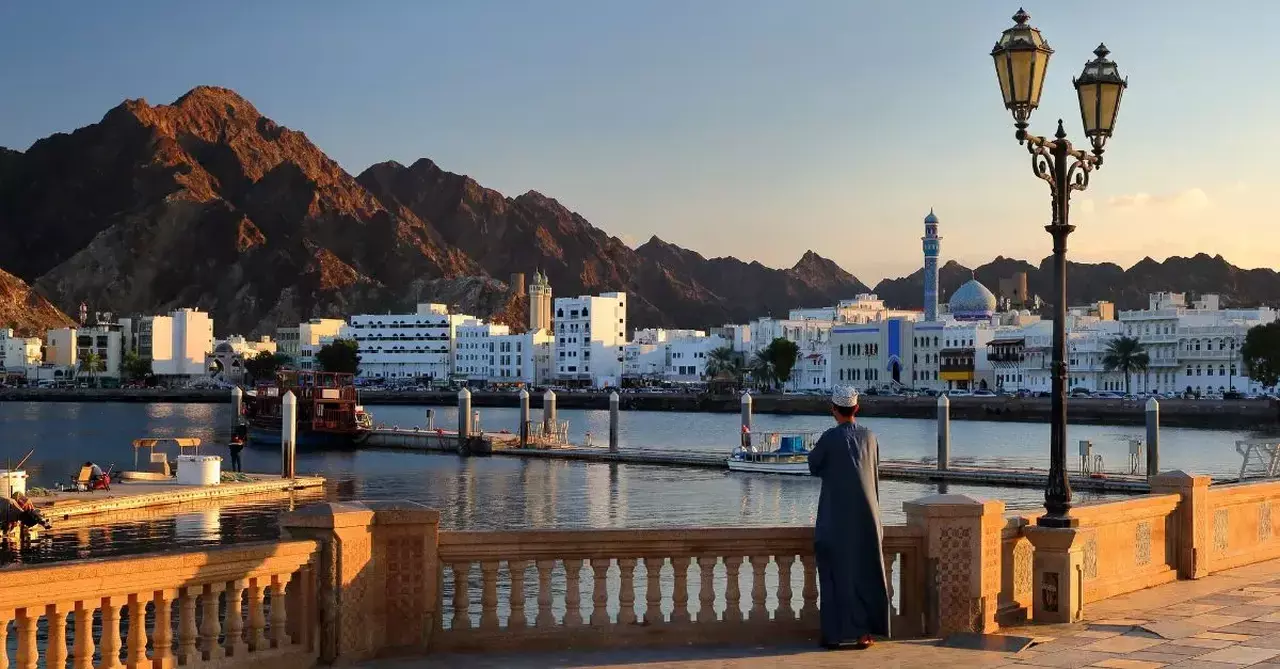 تور 4 روزه مسقط از شیراز ویژه بهمن