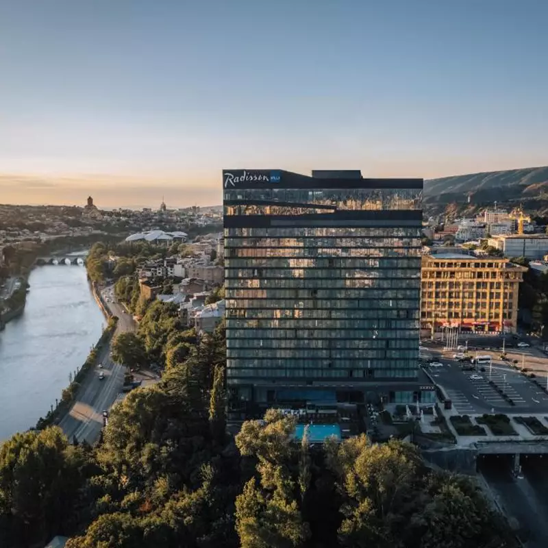 رادیسون بلو ایوریا