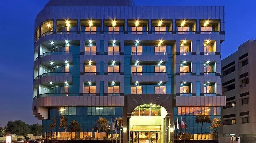 سان اند سندز